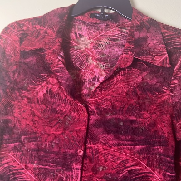 Karen Kane Women's long sleeve, lace,Red Button-Up Top - Picture 3 of 6